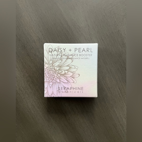 SERAPHINE Botanicals | Daisy + Pearl - Natural Radiance Booster - Picture 5 of 9